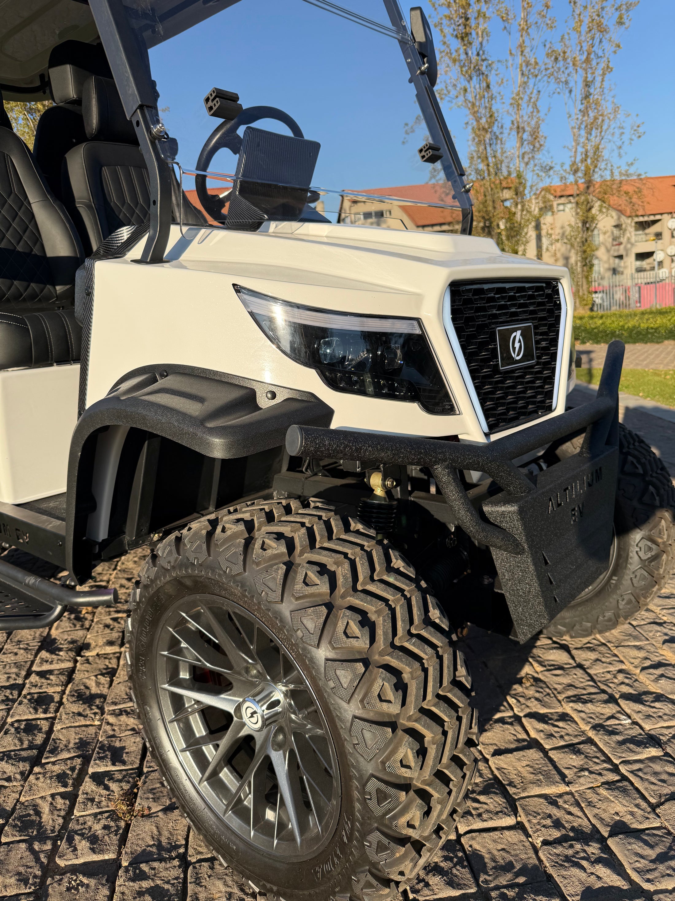 Altilium EV 2+2 Seater
